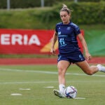 Alexia Putellas, en una foto de entrenamiento, metió el gol de España para empatar contra Italia