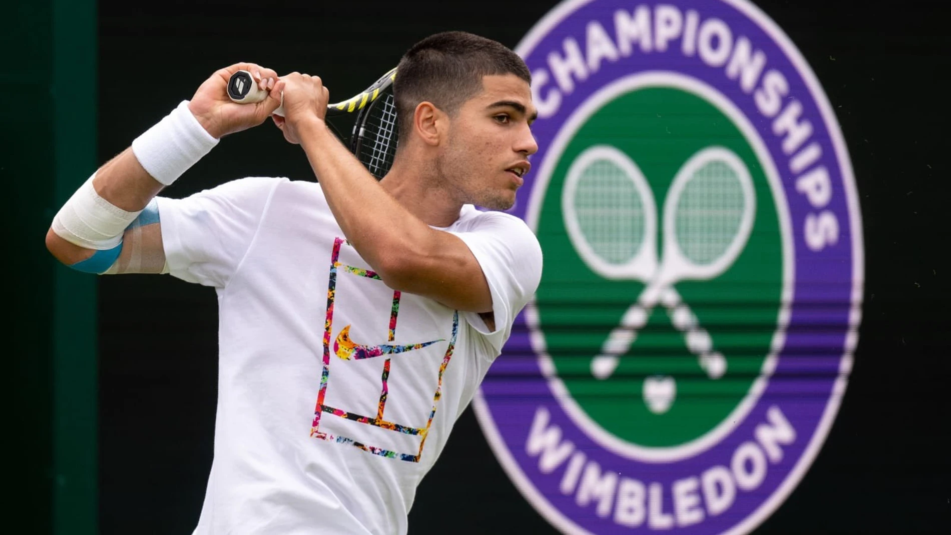 Carlos Alcaraz, en un entrenamiento en Wimbledon