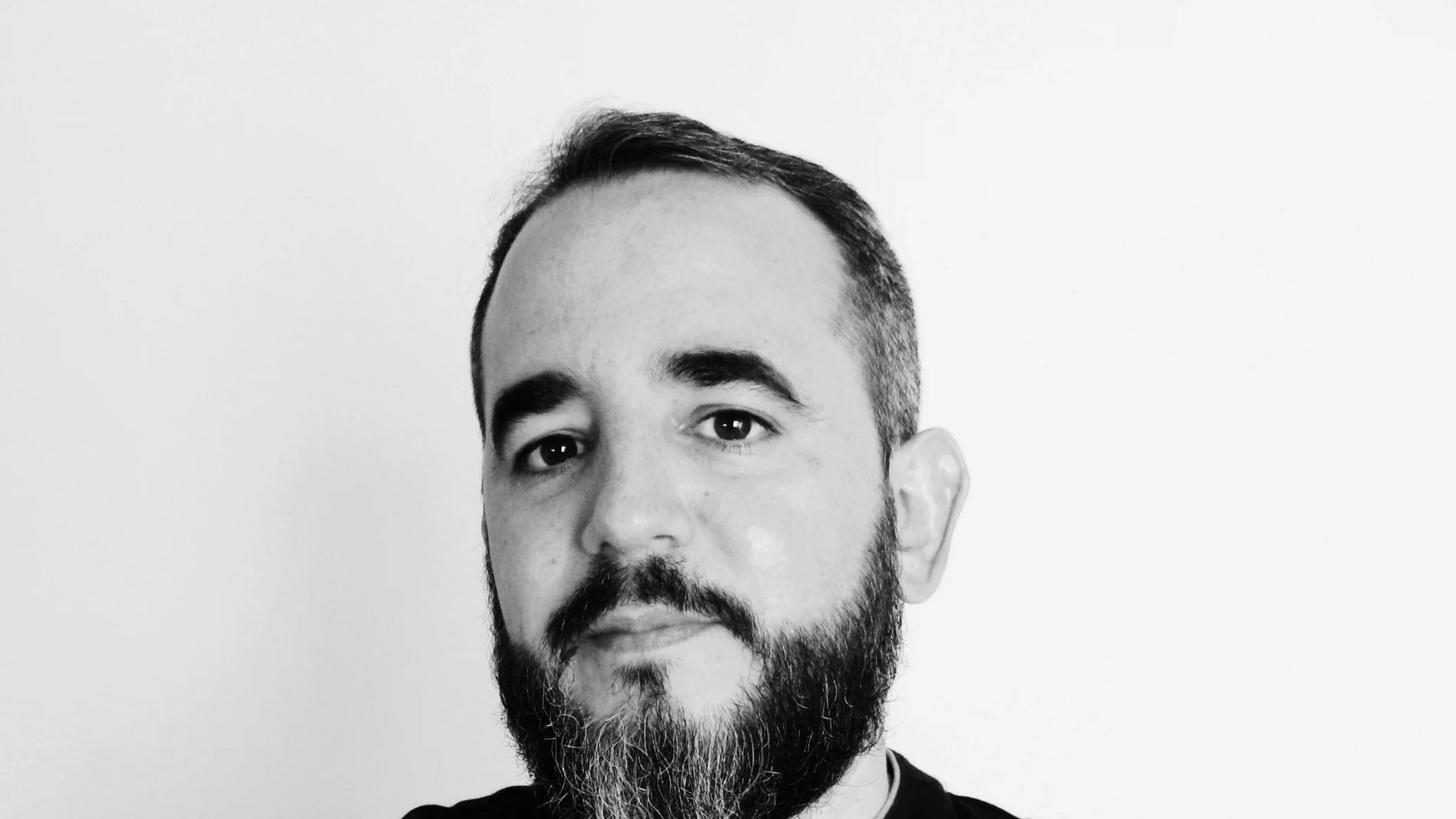 El escritor Antonio Rojano