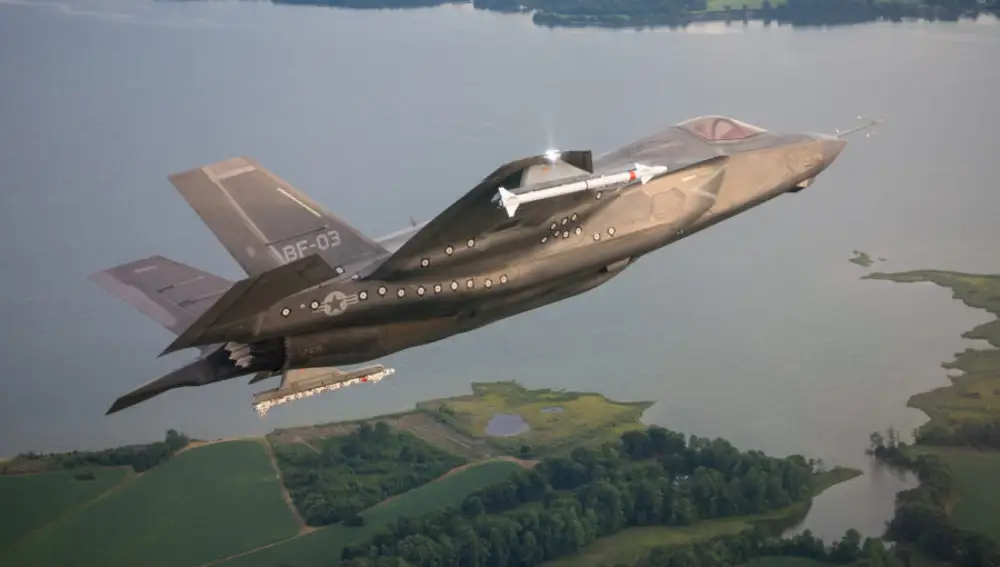 Un F-35 durante una prueba en Maryland
