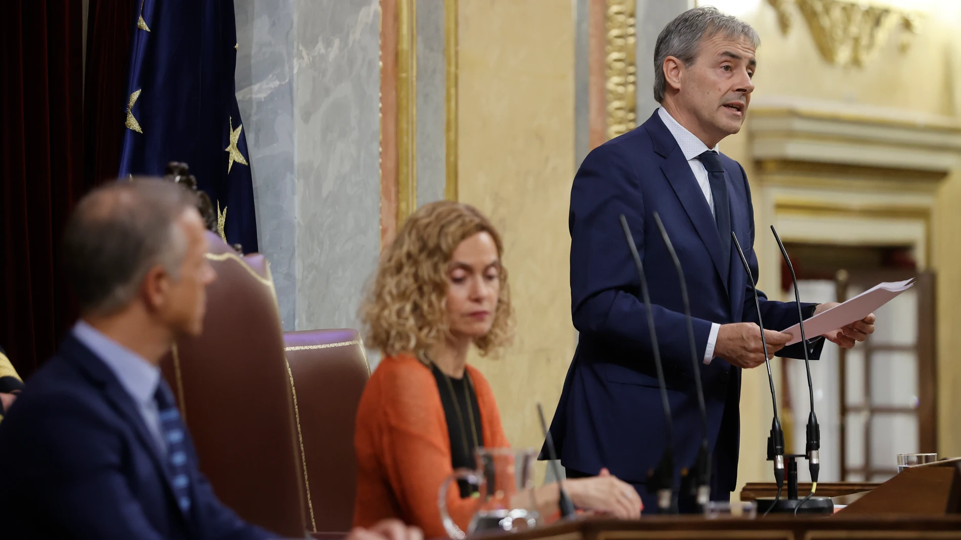 MADRID, 27/06/2022.- Tomás Caballero Martínez, presidente de la Fundación Víctimas del Terrorismo, en presencia de los presidentes del Congreso, Meritxell Batet (c) y del Senado, Ander Gil (i), durante el acto en recuerdo y homenaje a las víctimas del terrorismo.