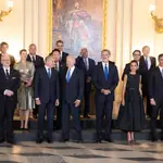 Foto de familia en la cumbre de la OTAN con los Reyes de España