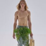 Lo digital y lo natural unidos en la nueva colección SS 2023 de Loewe
