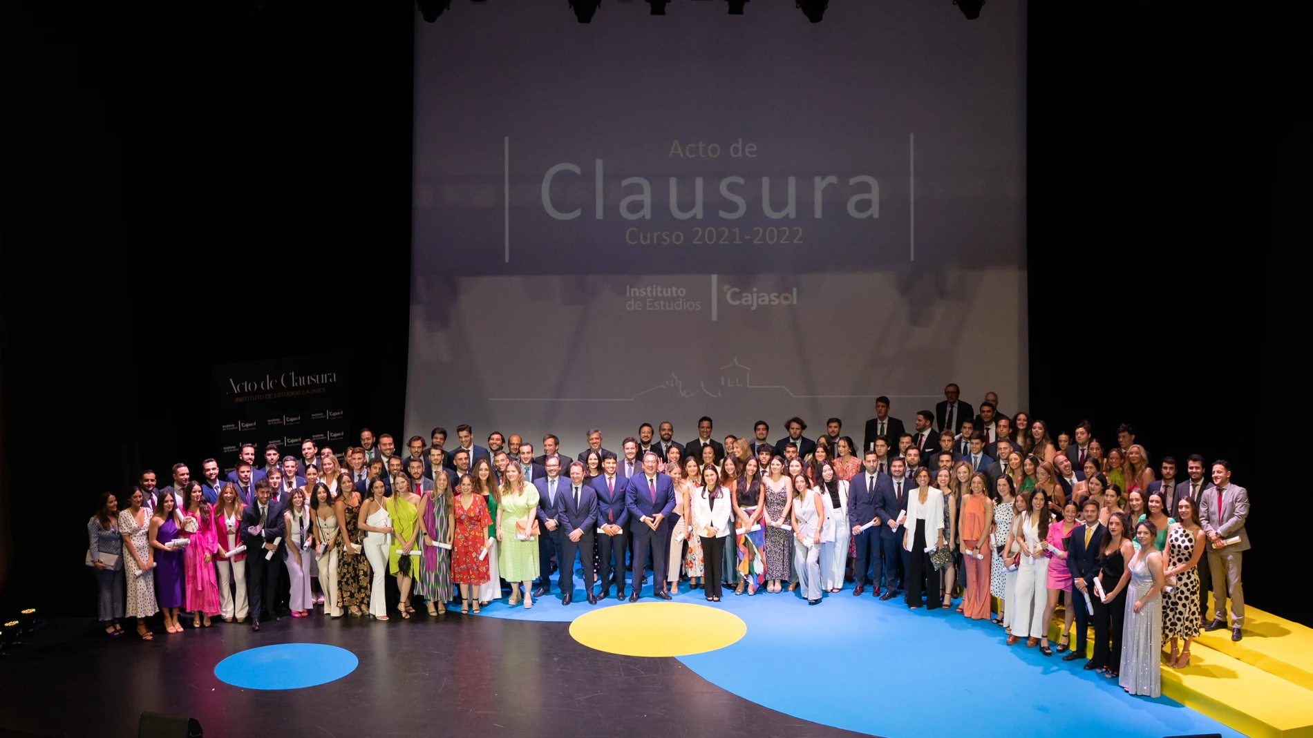 El Instituto de Estudios Cajasol clausura con éxito su curso académico 2021/2022