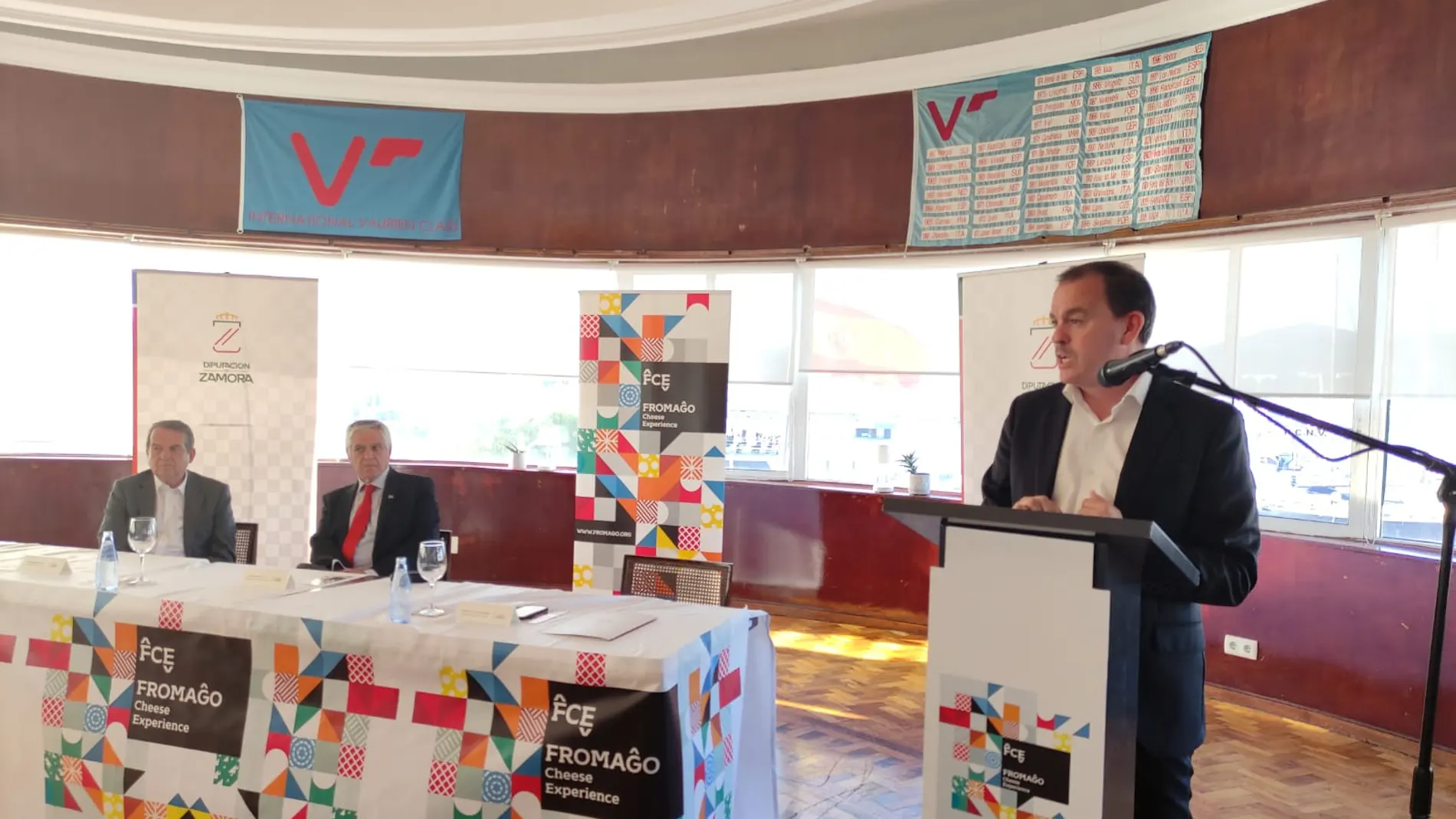 El presidente de la Diputación de Zamora, Francisco José Requejo, presenta la Feria en Vigo