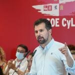 El secretario general del PSOE de Castilla y León, Luis Tudanca, interviene ante el Comité Autonómico del PSOE de Castilla y León