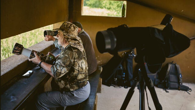 Punto de observación de aves en las Lagunas de San Juan dentro del municipio de Chinchón. En los últimos meses se ha incrementado la restauración y conservación de los humedales de la Comunidad de Madrid.