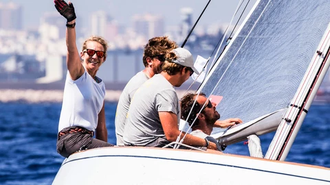 La Infanta Doña Elena en el campo de regatas a bordo del "Titia" en el que competirá en la 37 Copa del Rey Mapfre de Vela en la Bahia de Palma de Mallorca.