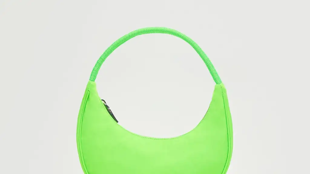 Bolso hombro flúor, de Mango