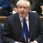 El "premier" Boris Johnson en una sesión parlamentaria