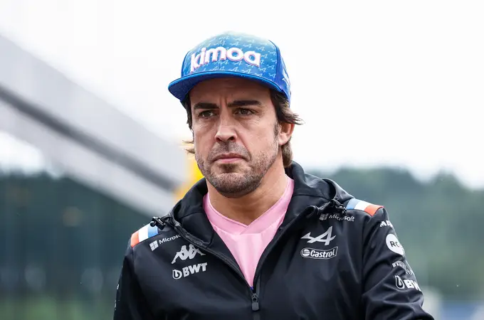 La “confusión” de Fernando Alonso y su predicción sobre Carlos Sainz