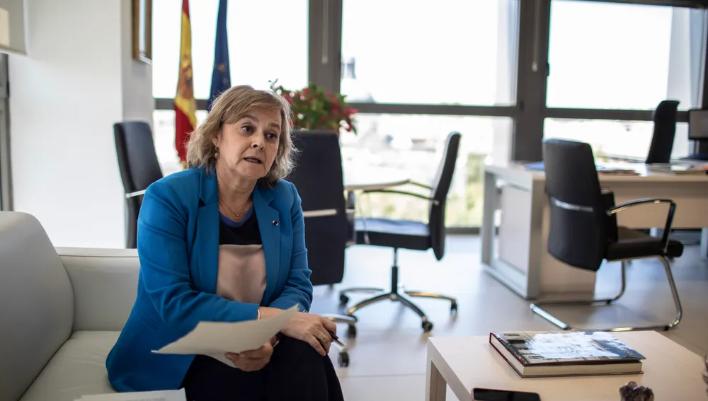 La fiscal de Sala jefa Antidroga, Rosa Ana Morán, en su despacho de la Audiencia Nacional