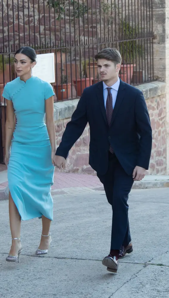 Meri Lozano a su llegada a la boda.