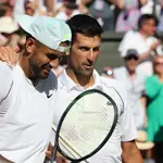 Novak Djokovic ganó a su amigo Nick Kyrgios en la final de Wimbledon