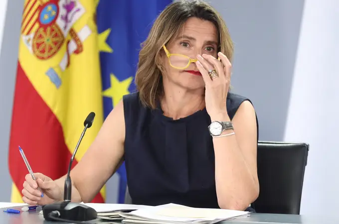 Madrid brinda a la ministra Ribera una lista de medidas para bajar el precio de la luz