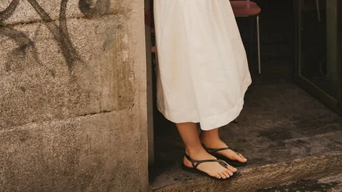 Así se lleva el calzado favorito del verano