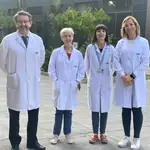 El doctor Sanmartín y las doctoras María Luisa Chust, Zaida Zaida García y Mª José Juan, del IVO
