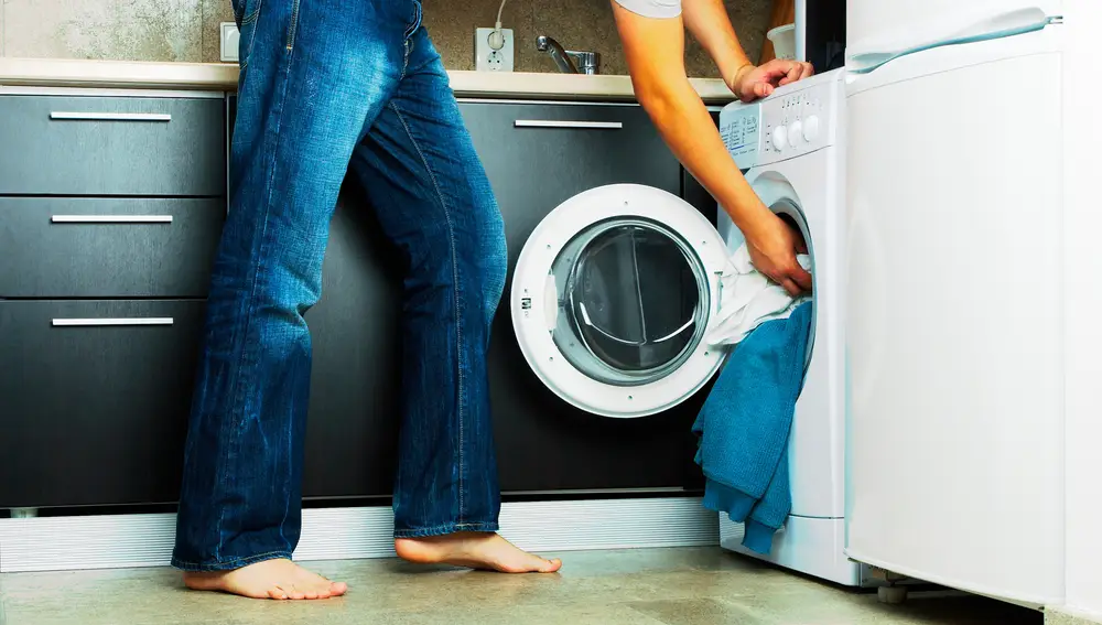 Utiliza este truco para que la ropa de algodón que ha encogido en la  lavadora vuelva a su tamaño original