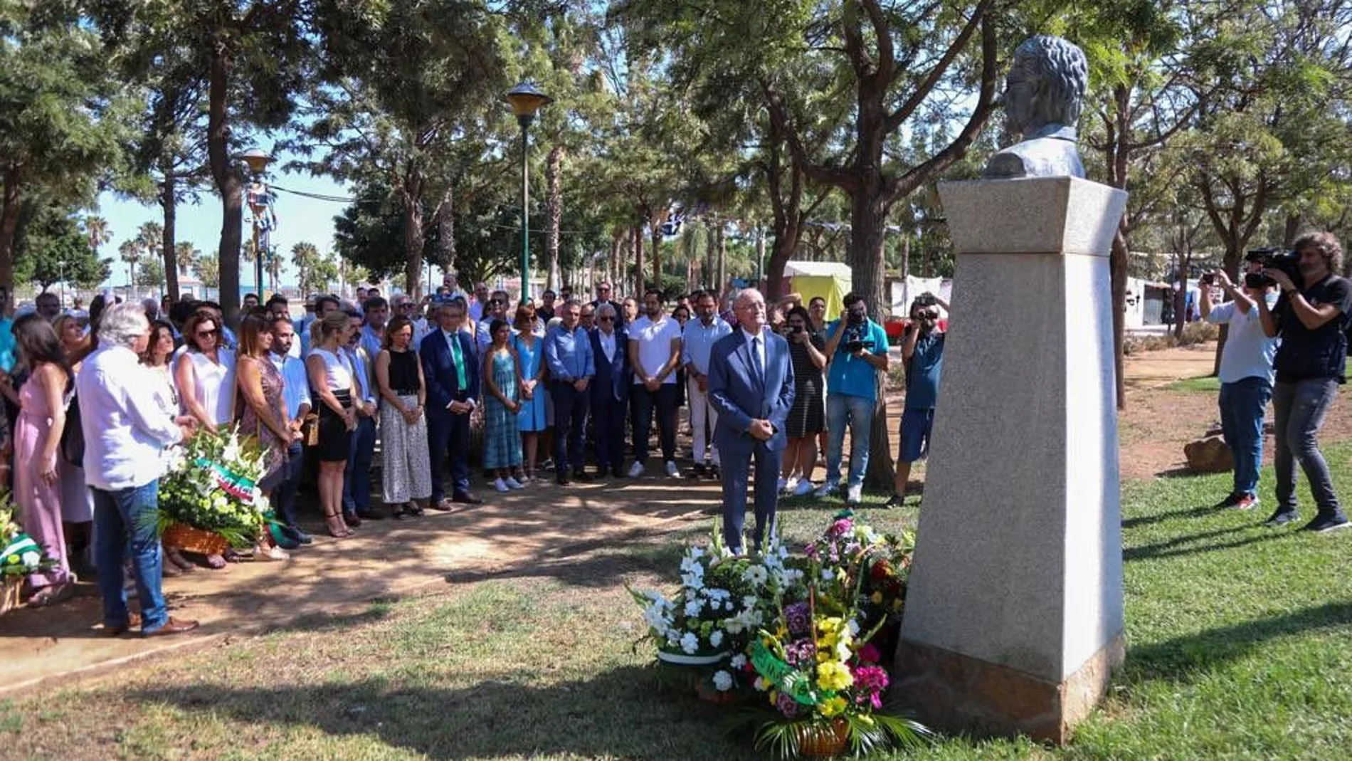 Homenaje a José María Martín Carpena en Málaga