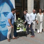 Lectura de manifiesto, minuto de silencio y ofrenda floral en memoria de Miguel Ángel Blanco organizado por las NN GG del PP de Palencia