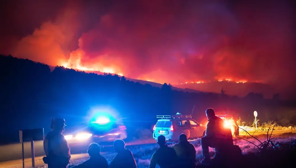 Incendio forestal en el Parque Natural de las Batuecas-Sierra de Francia, en el termino municipal de Monsagro y Serradilla del Arroyo (Salamanca)