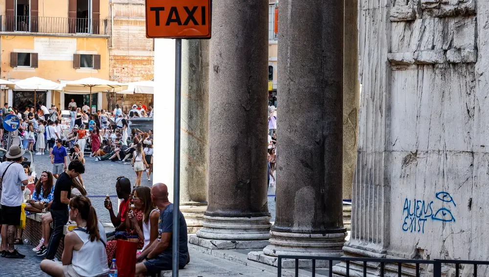 Pantheon in Rome vandalized