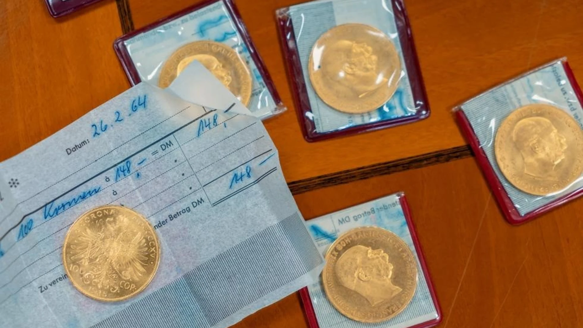 Monedas de oro de la corona austrohúngara que recibió la Generalitat
