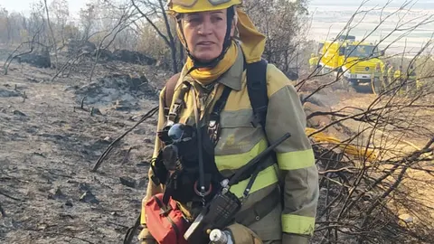 Irene Fernández, capataz de una cuadrilla, en el incendio de Zamora