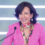 La presidenta de Banco Santander recordó la necesidad de promover las vocaciones científicas