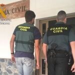 Agentes de la Guardia Civil GUARDIA CIVIL