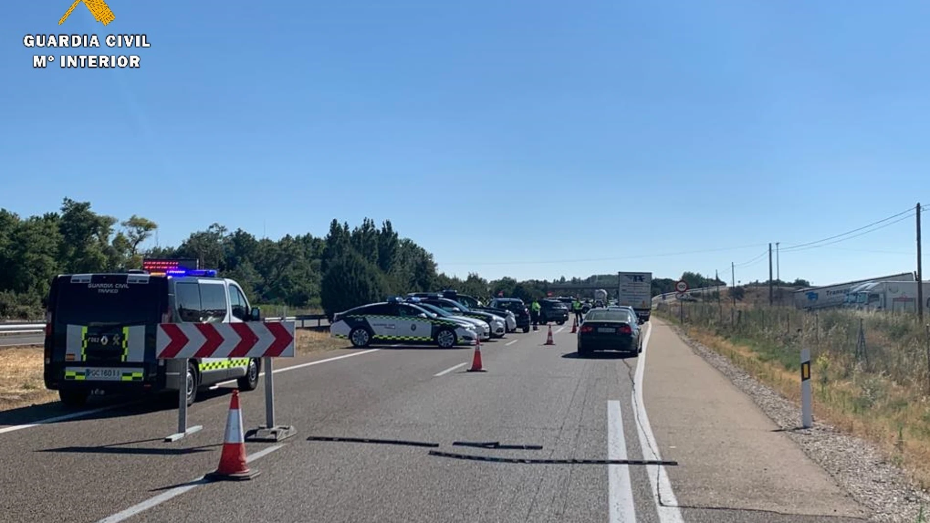 Control de la Guardia Civil en las carreteras de Valladolid