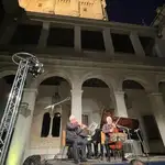 El Trío Guarnieri en el patio de armas del Alcázar de Segovia la pasada noche del 20 de julio
