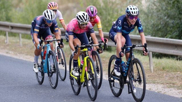 Annemiek Van Vleuten, en cabeza de su grupo en la etapa de ayer