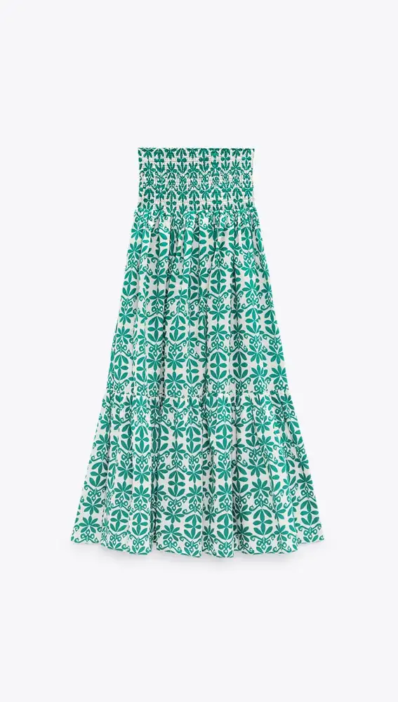 Falda midi estampada.
