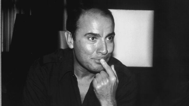 El escritor Manuel Puig