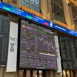 El índice de referencia de la bolsa española, el IBEX 35, subió este viernes el 0,08 %