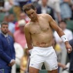 Nadal, con el vendaje abdominal que llevó ante Fritz en cuartos de Wimbledon
