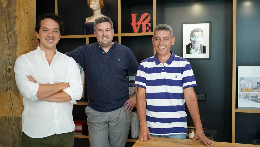 Carlos Gómez, Carlos Floria e Iván Rodríguez, socios de Vivla