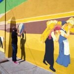 Alberto Gil Martín, egresado de Bellas Artes, decora con murales las paredes de la localidad salmantina de Forfoleda