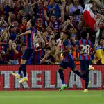 Lewandowski celebra su primer gol con la camiseta del Barcelona