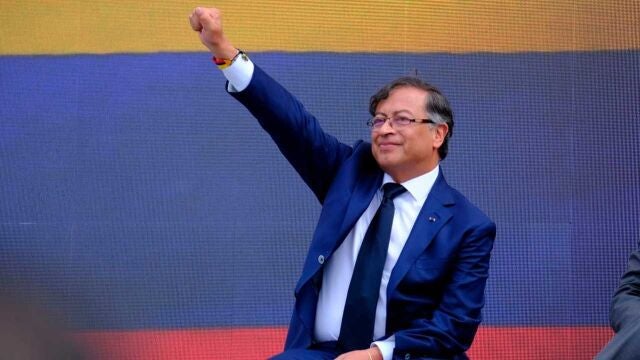 Pese a haber sido informado, Gustavo Petro, tardó varios meses en tomar medidas ante los escándalos de su hijo mayor