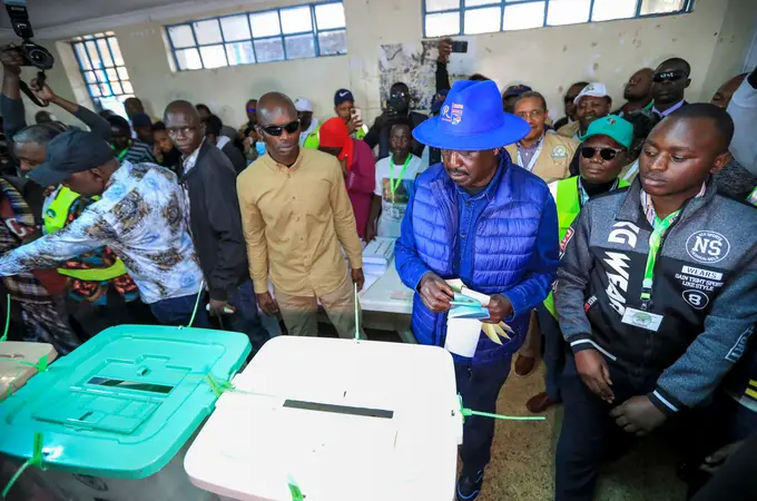 La jornada electoral transcurre en Kenia con pequeñas disputas cargadas de tensión