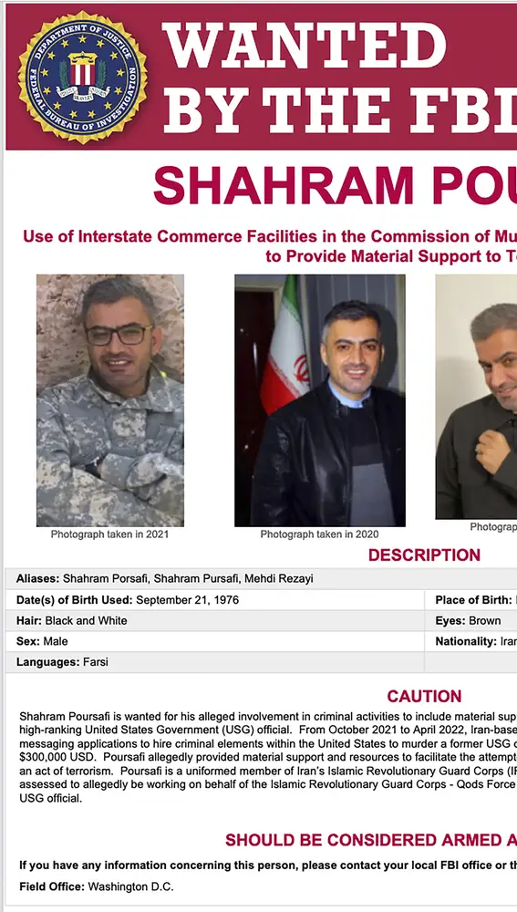 Esta imagen publicada por el FBI, el 10 de agosto de 2022 en Washington, muestra el cartel de búsqueda de Shahram Poursafi. El Departamento de Justicia dice que Poursafi, identificado por funcionarios estadounidenses como miembro de la Guardia Revolucionaria de Irán, ha sido acusado de un complot para asesinar a John Bolton