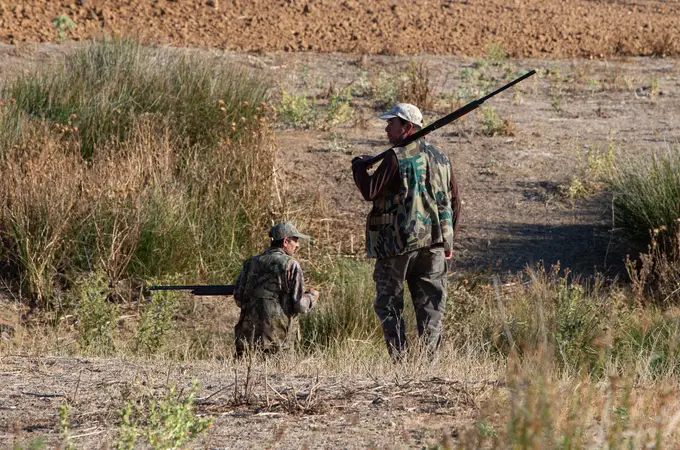  Los cazadores, una especie en vías de extinción: 115.000 licencias menos en 20 años en Andalucía
