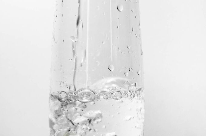 vaso de agua | Fuente: Doris Jungo