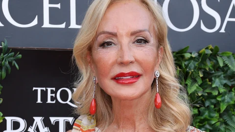 Carmen Lomana