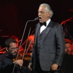 El cantante italiano Andrea Bocelli durante el concierto en el Festival Starlite, en Marbella. EFE/Antonio Paz