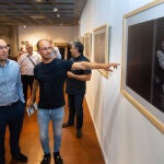Inauguración de la exposición fotográfica de José Vicente en la Casa de la Cultura de Ciudad Rodrigo