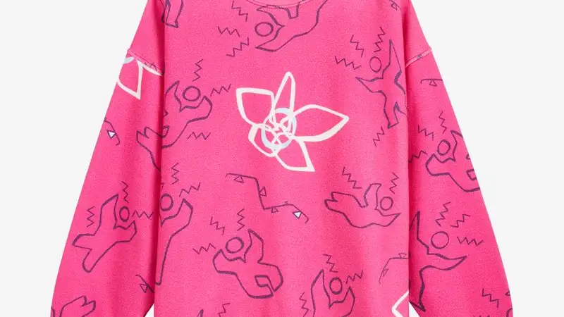 Sudadera cuello redondo estampado muza (320€)