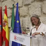 La primera teniente de alcalde del Ayuntamiento de Córdoba y presidenta de la empresa municipal de Saneamientos (Sadeco), Isabel Albás. AYUNTAMIENTO DE CÓRDOBA